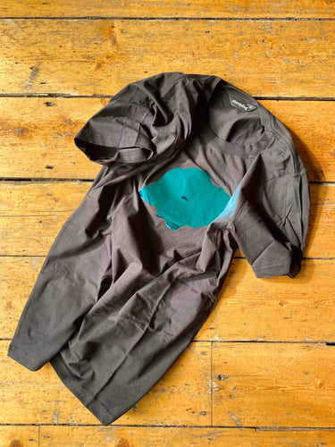 T-Shirt: Turquoise island on Black